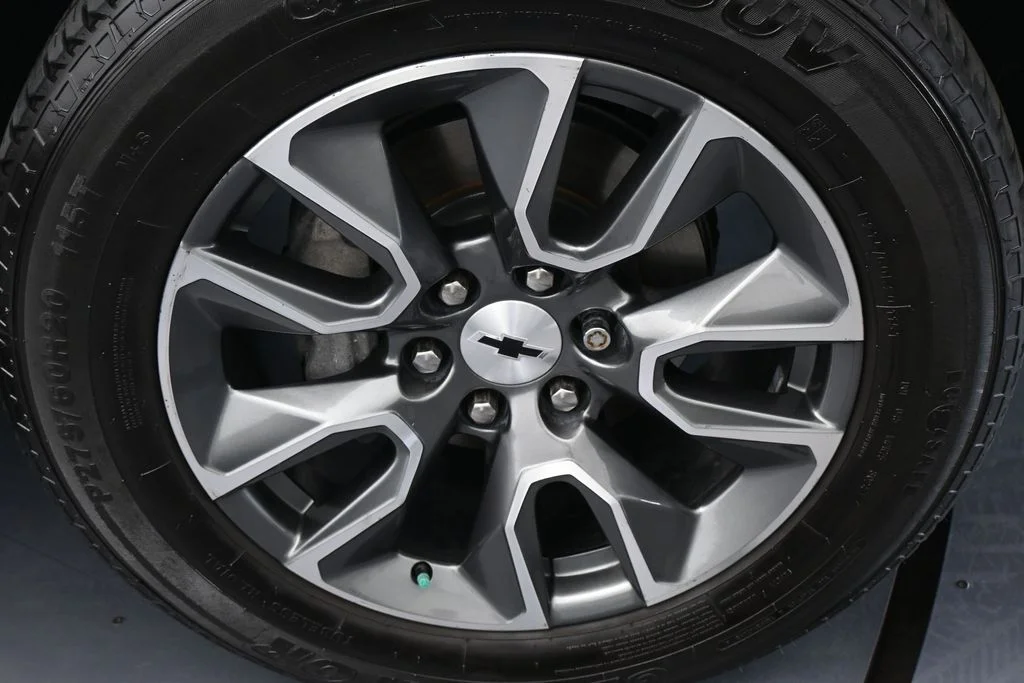 Used 2023 Summit White Chevrolet RST image 45