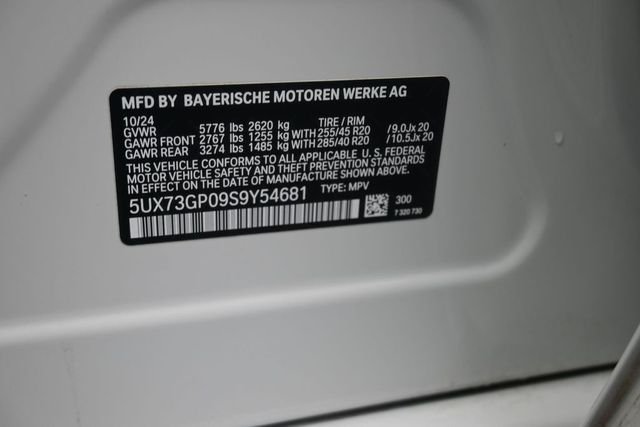 Used 2025 White BMW M50 xDrive image 20