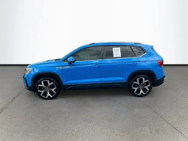 Used 2022  Volkswagen SEL image 4