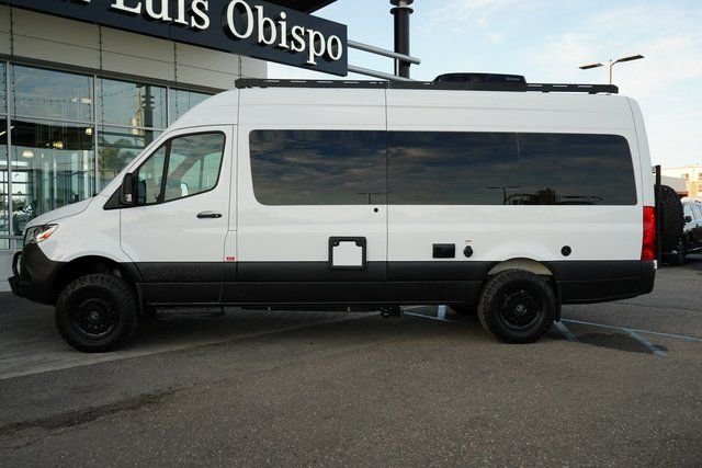 Used 2023 White Mercedes-Benz Cargo 170 WB image 3