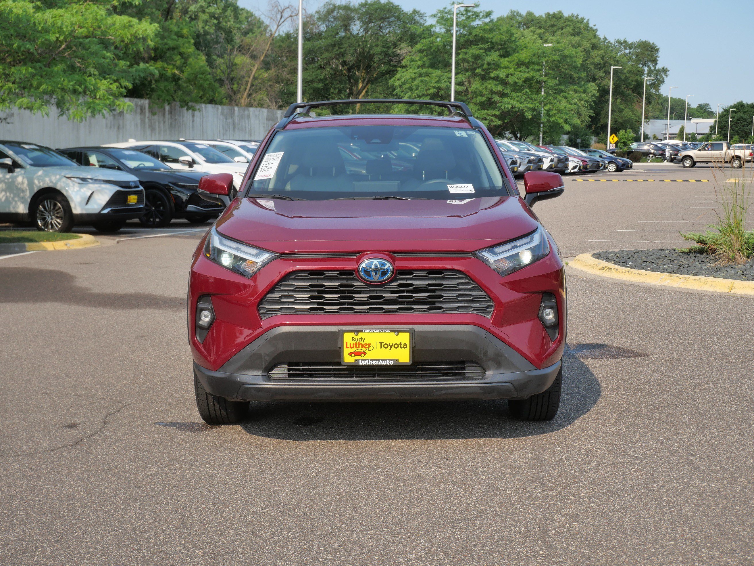 Certified Used 2022 Ruby Flare Pearl Toyota Hybrid XLE Premium image 2