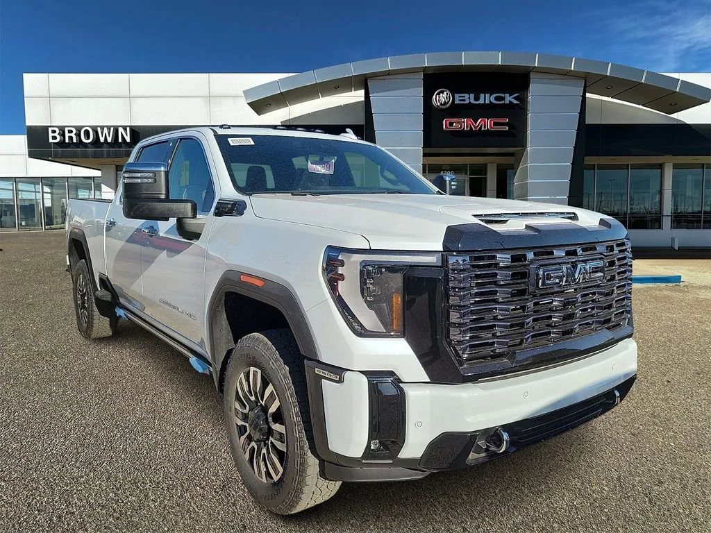 2026 GMC Sierra 4WD Crew Cab Long Box Denali Ultimate's photo