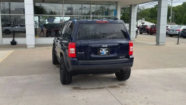 Used 2016 Blue Jeep Sport image 8