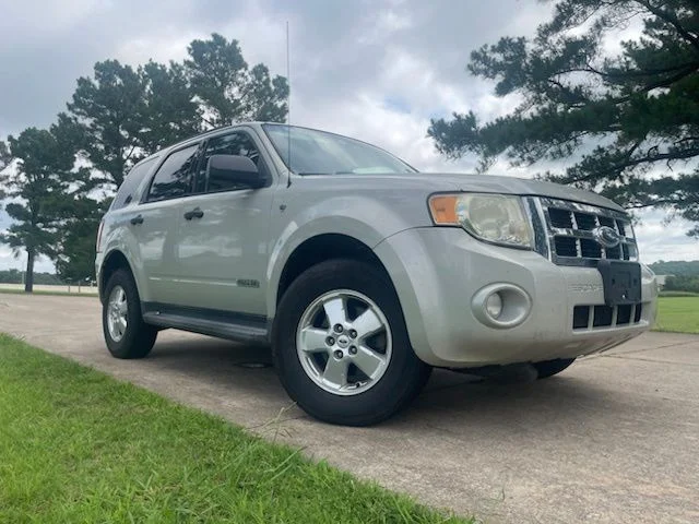 Used 2008 Beige Ford XLT image 2
