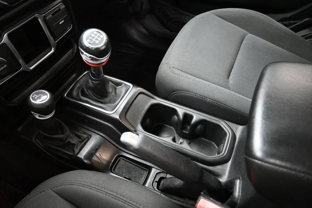 2021 Jeep Gladiator Sport - Photo 16