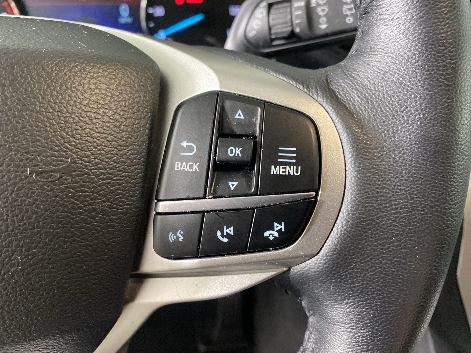 Used 2024 Iconic Silver Ford XLT image 26