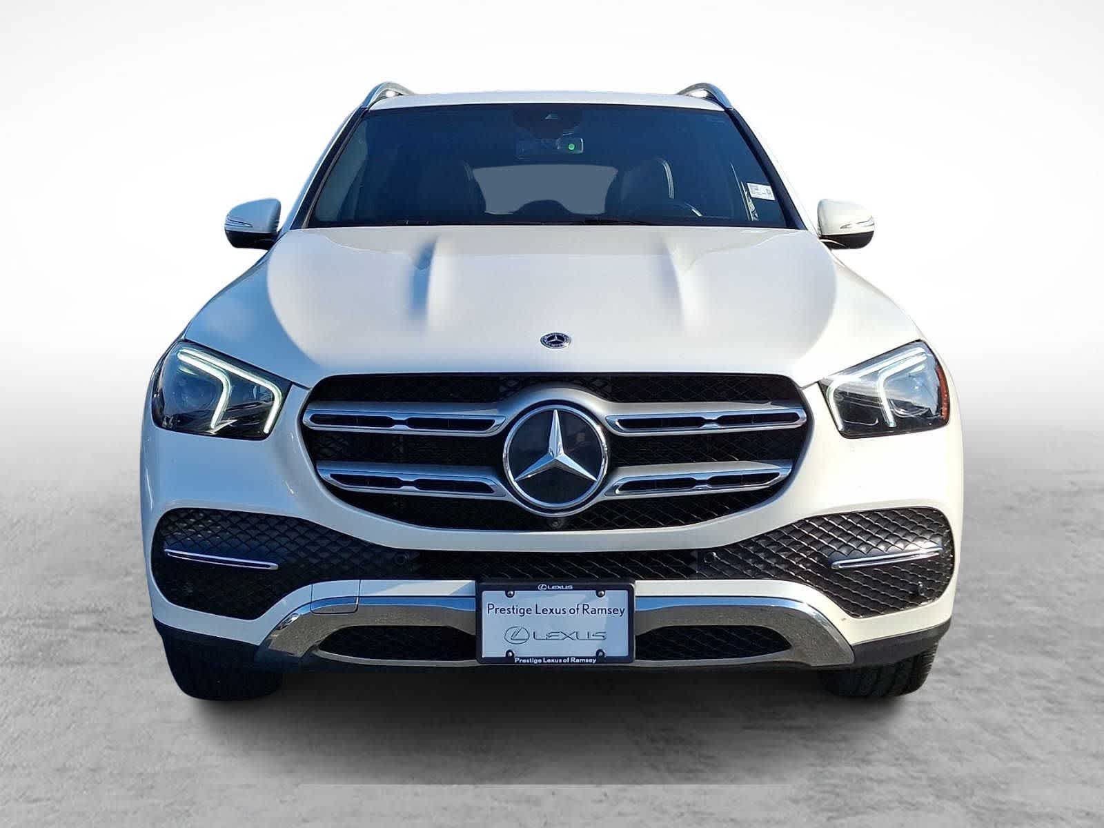 Used 2023 MANUFAKTUR Diamond White Metallic Mercedes-Benz GLE 350 image 2