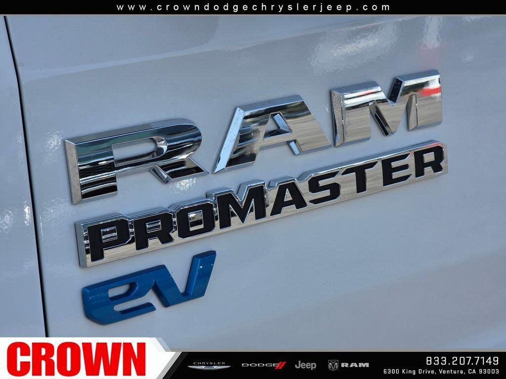 New 2025 Bright White Clear-Coat Exterior Paint RAM Tradesman image 10