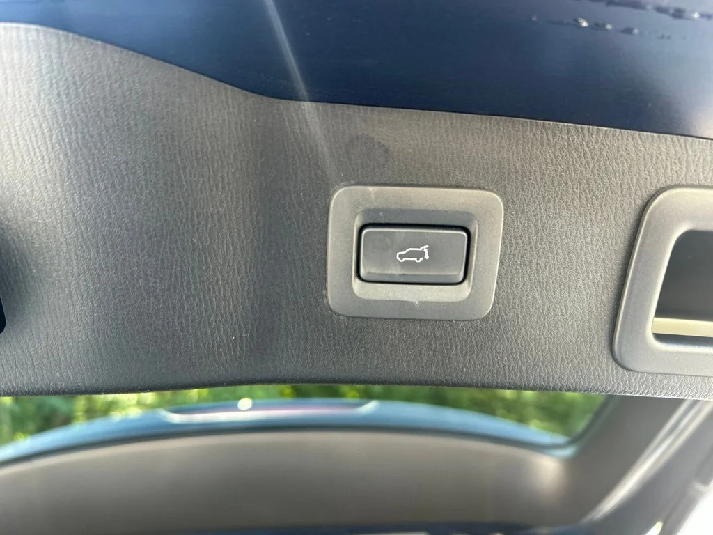 Used 2017 Blue Mazda Grand Touring image 32