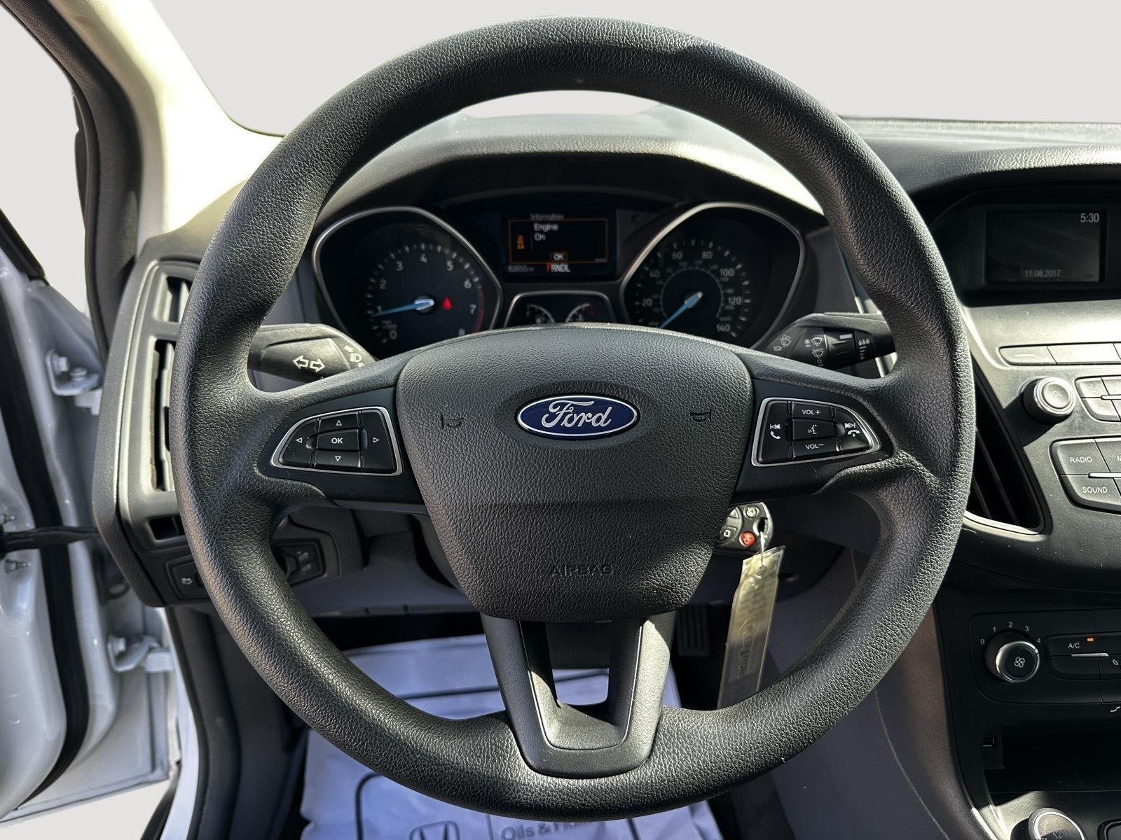 Used 2018 Oxford White Ford S image 10