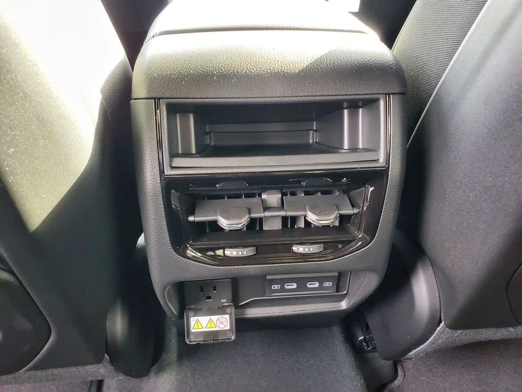 New 2026 Bright White Clearcoat Jeep Altitude image 18