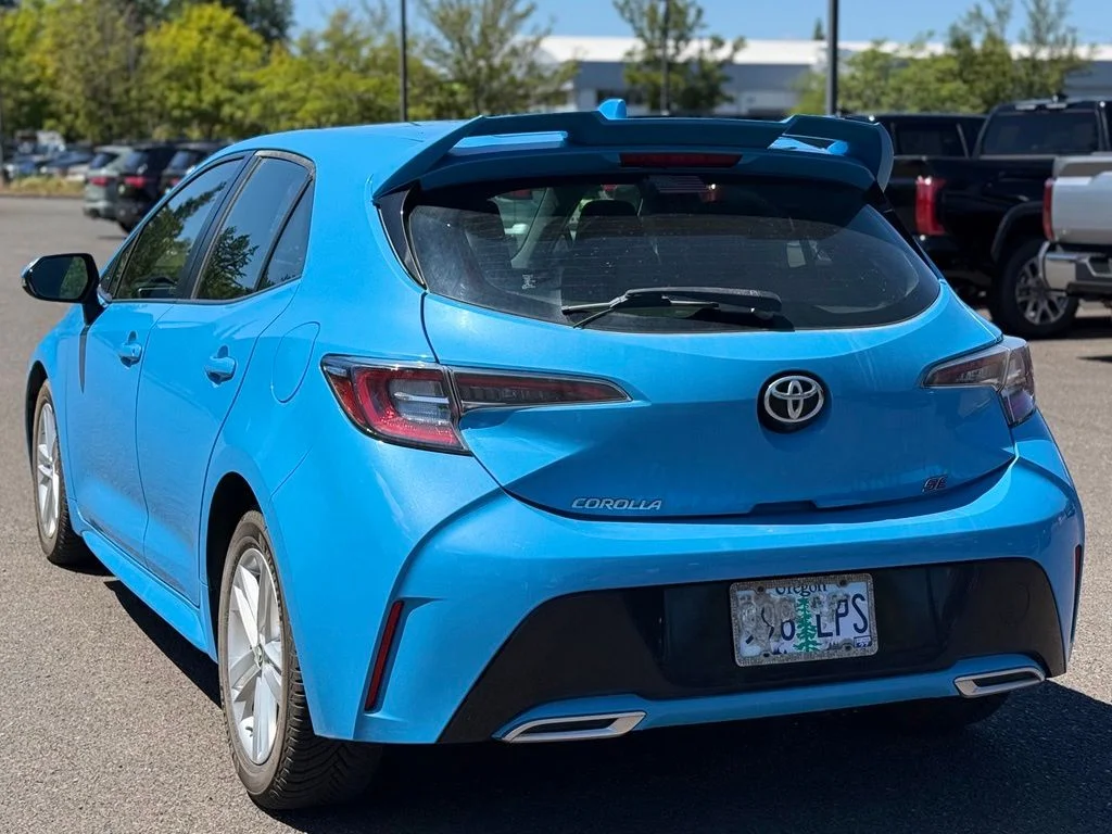 Used 2019 Blue Toyota SE image 3