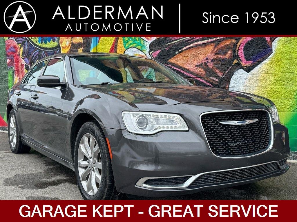 2017 Chrysler 300 Limited