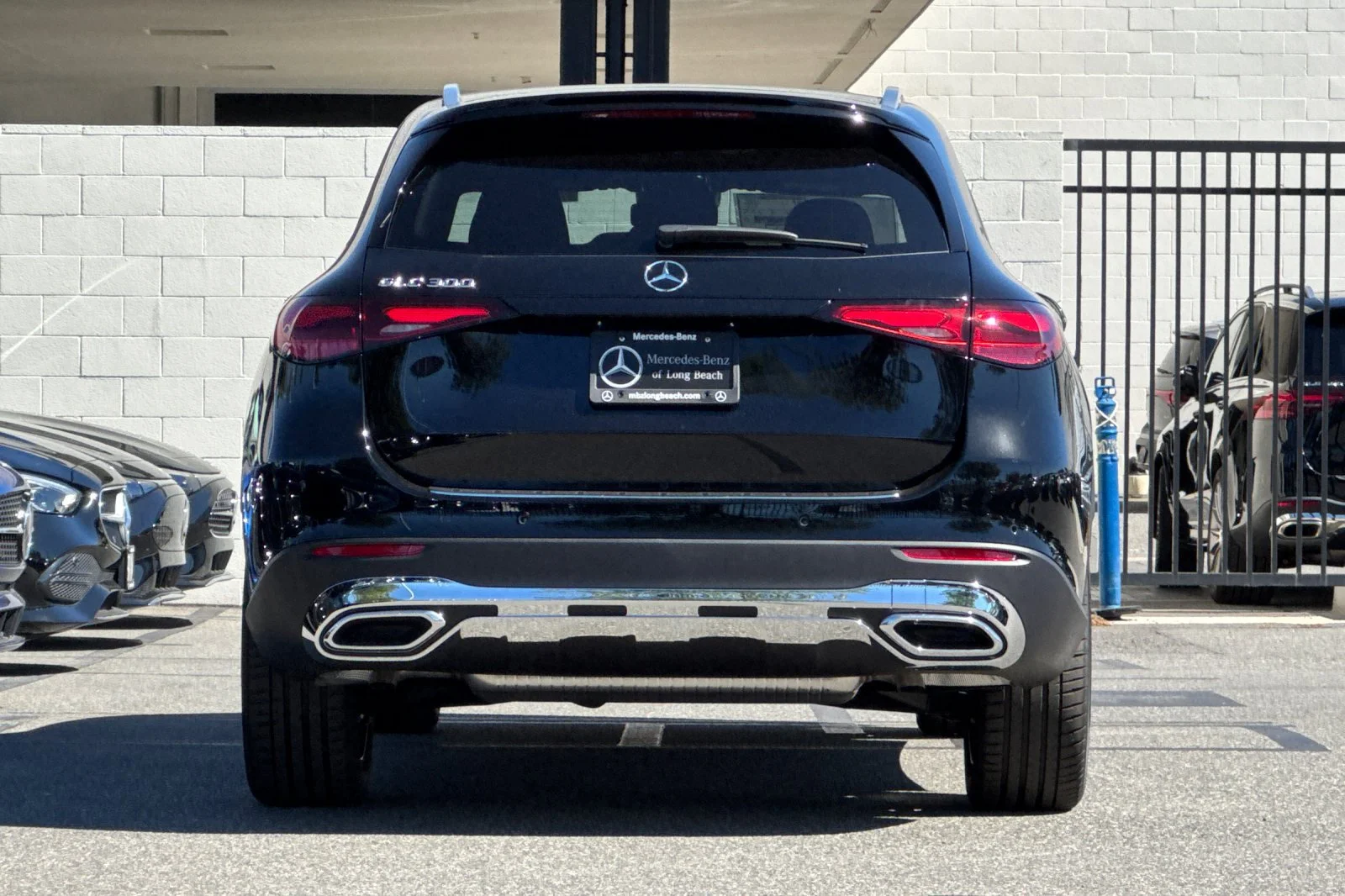 New 2027 Black Mercedes-Benz GLC 300 image 5