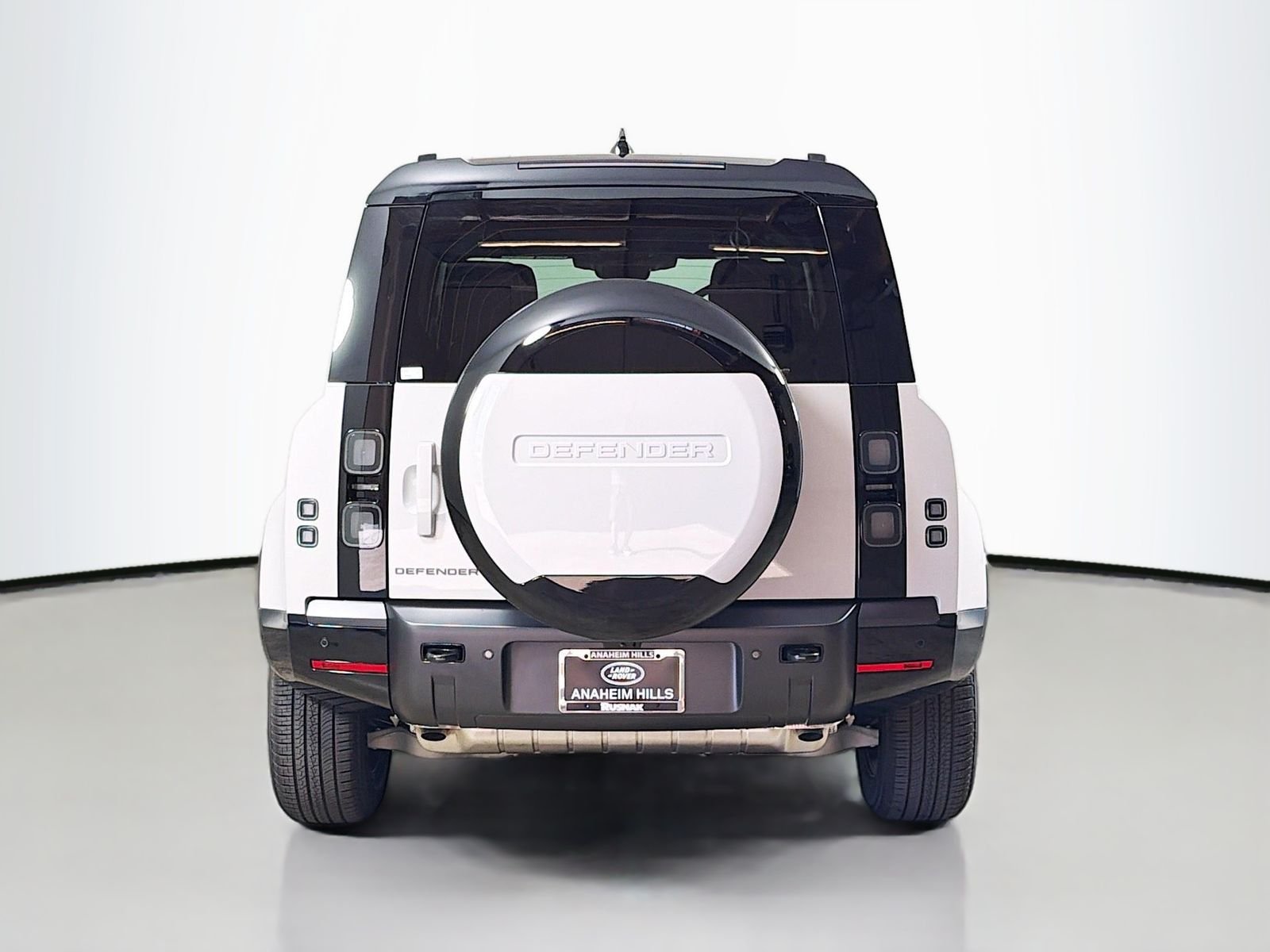 New 2026 Borasco Grey Land Rover X-Dynamic SE image 4