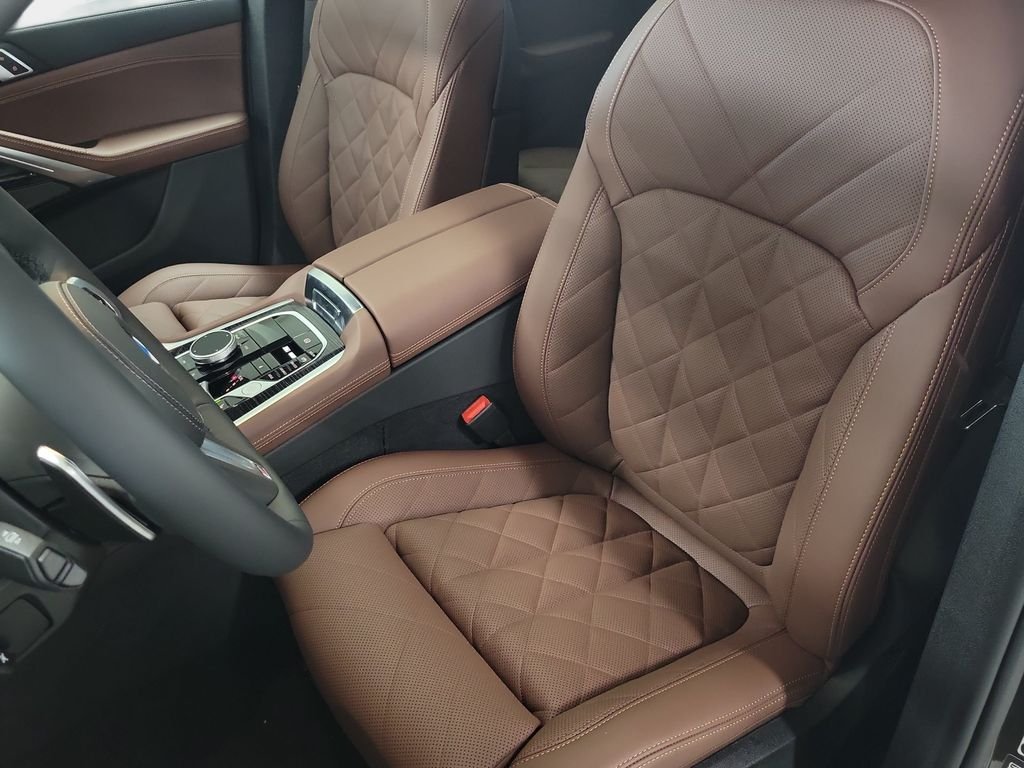 New 2027 Manhattan Green Metallic BMW xDrive40i image 9