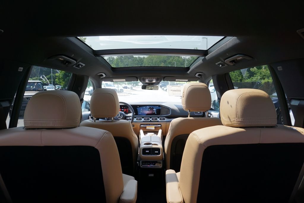 New 2026 Black Mercedes-Benz GLS 450 image 33