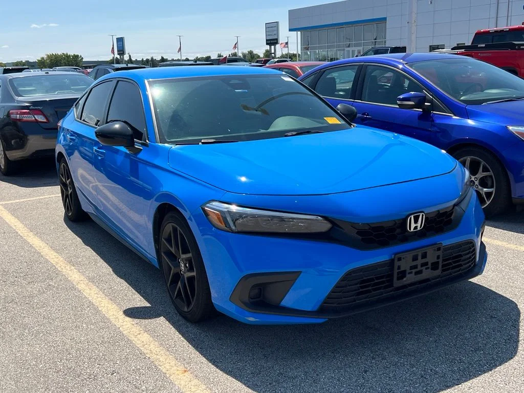 Used 2023 Boost Blue Pearl Honda Sport image 3