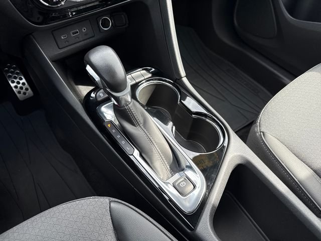 Used 2023 Black Buick Select image 20