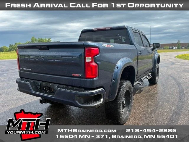 Used 2020 Blue Chevrolet RST image 8