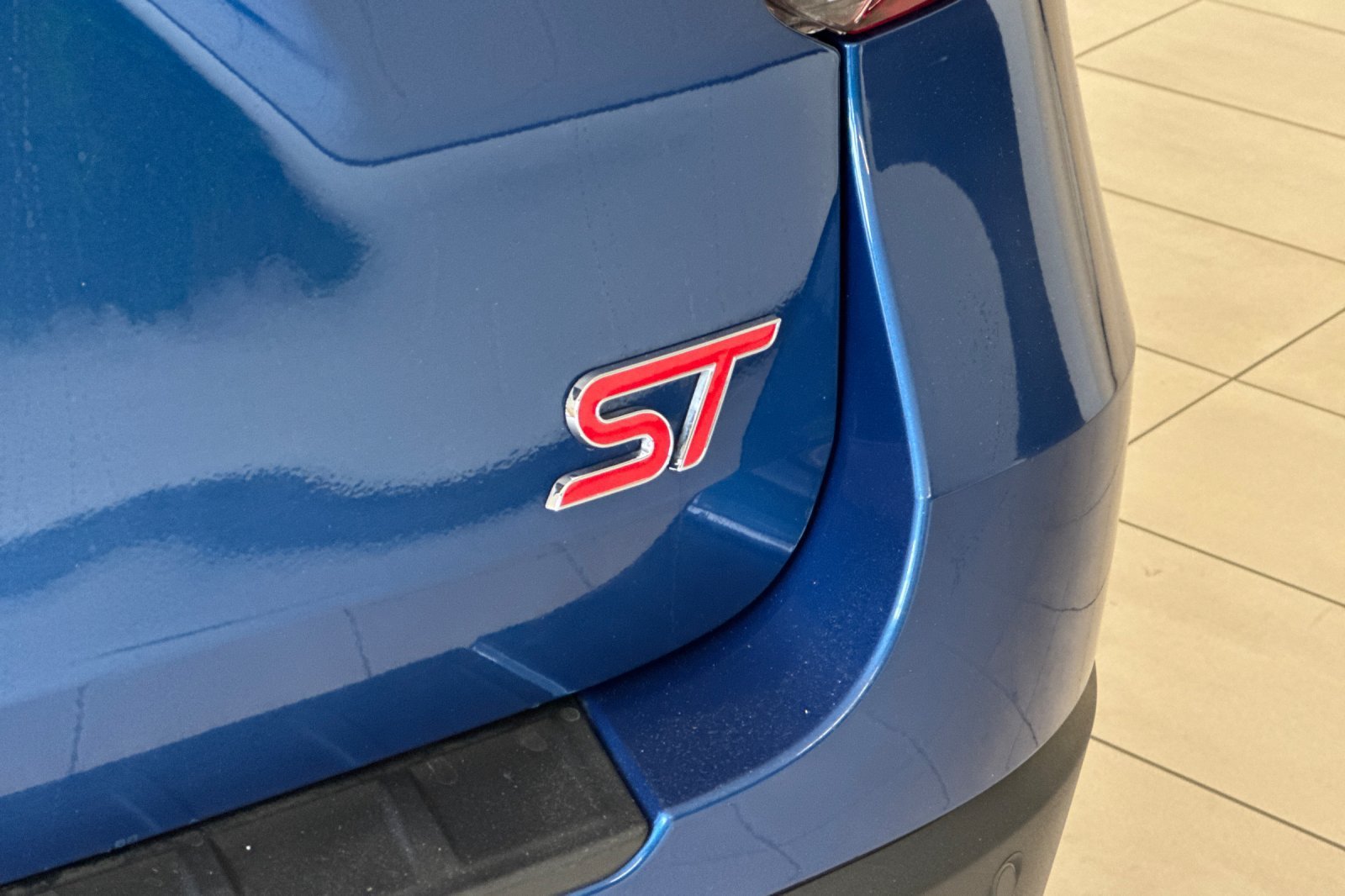 Used 2020 Blue Metallic Ford ST image 28