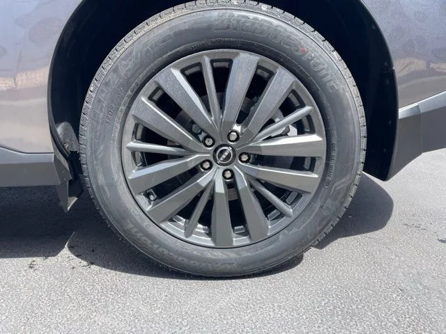 New 2026 Gun Metallic Nissan SL image 17