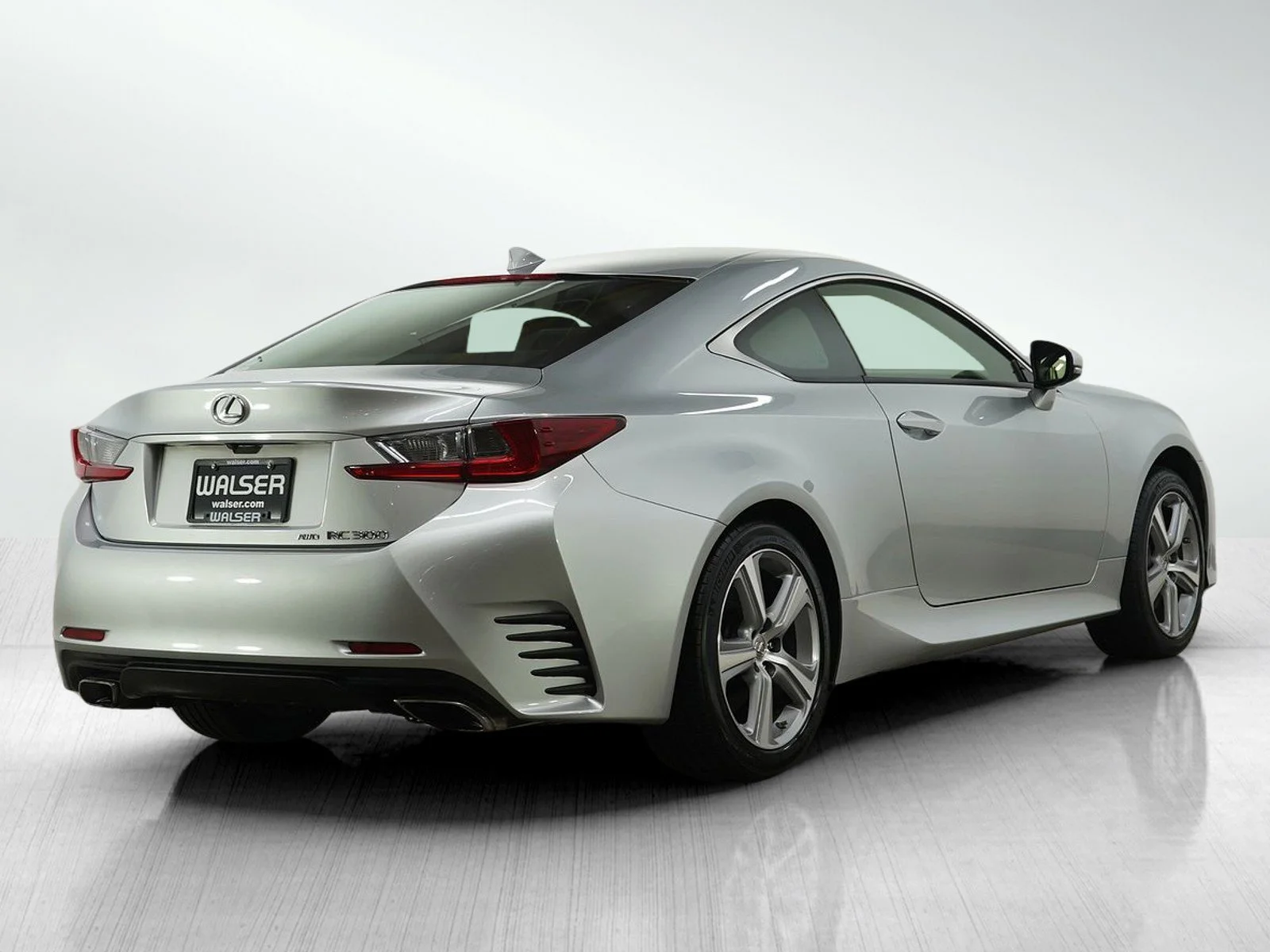 Used 2016 Silver Lexus 2dr Cpe image 5