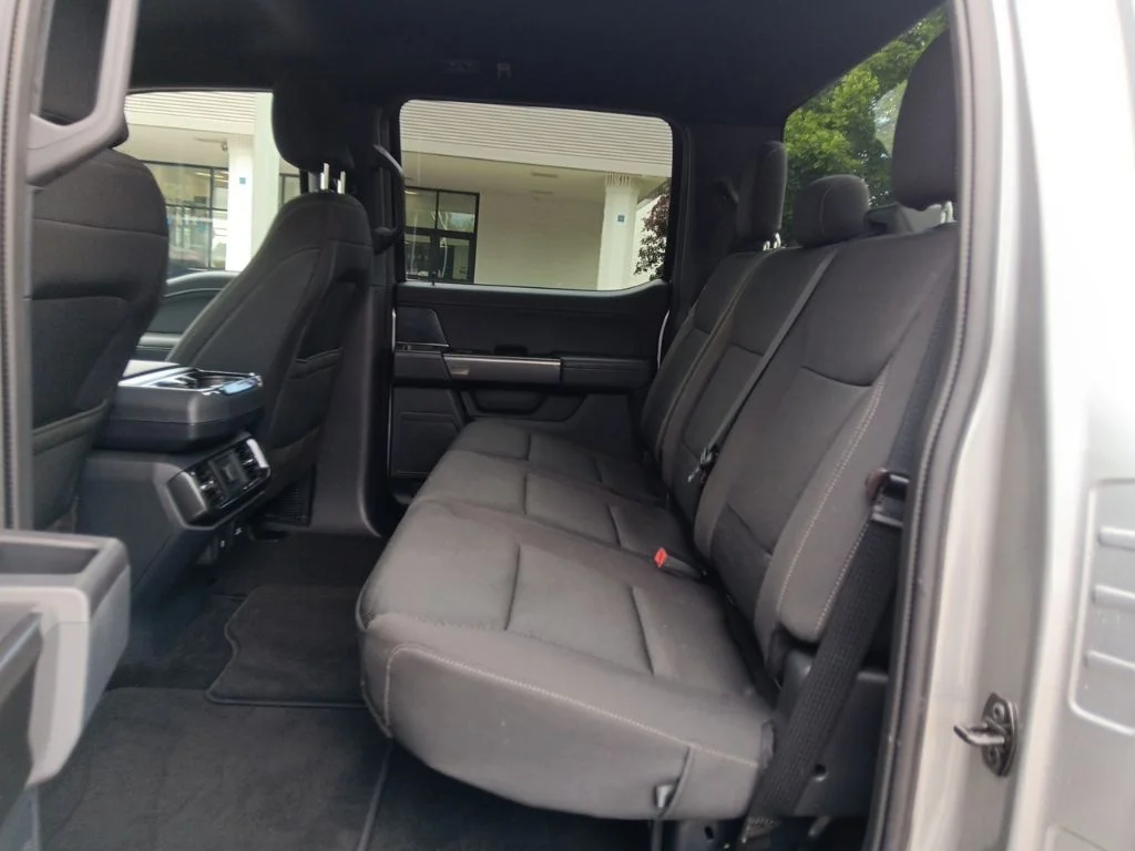 Used 2023 Iconic Silver Metallic Ford XLT image 32