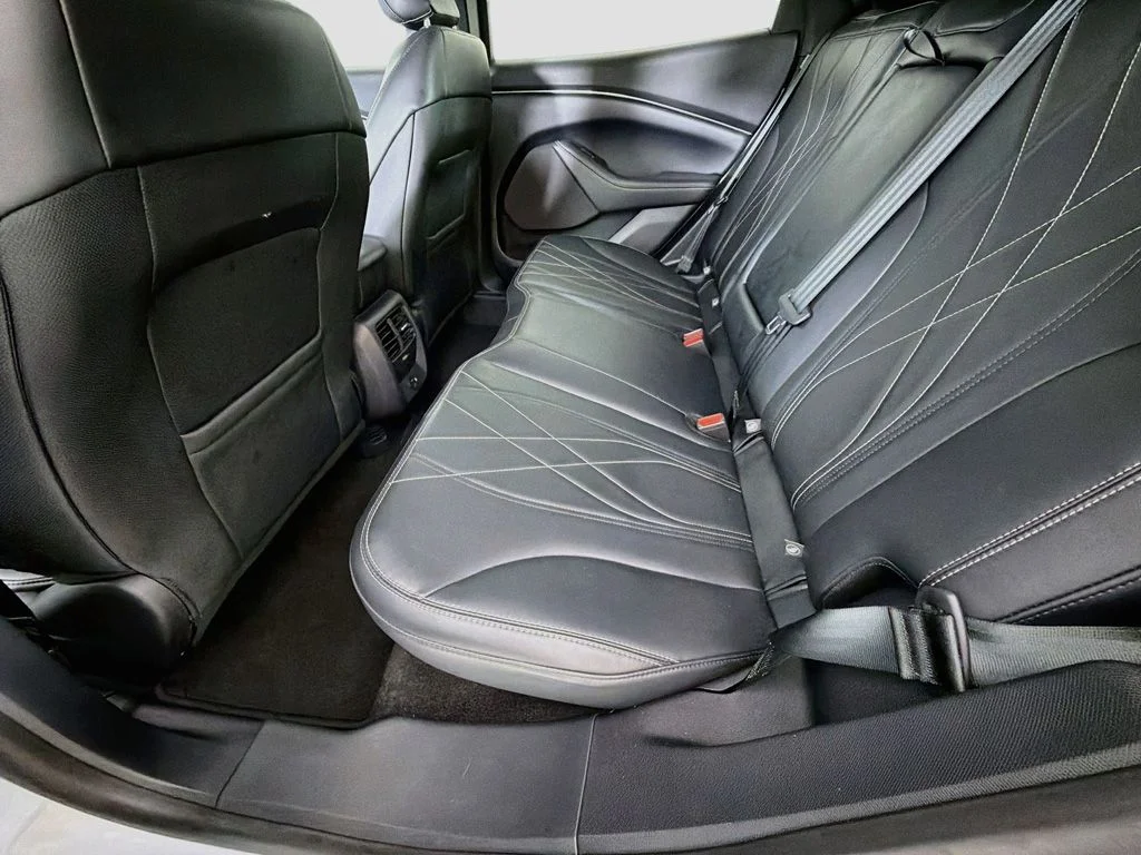 Used 2023 Space White Metallic Ford Select image 23
