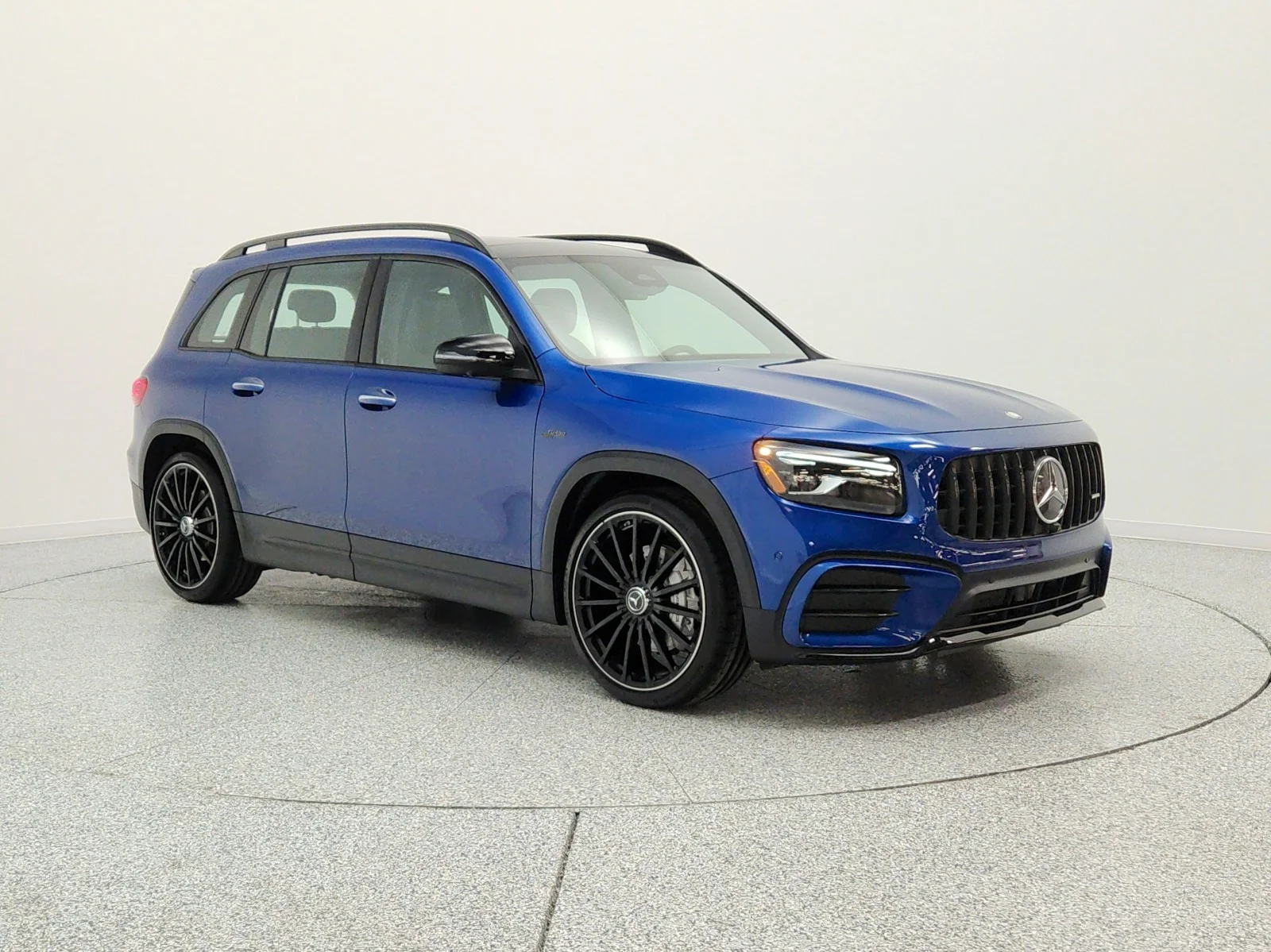 Used 2025 Starling Blue Metallic Mercedes-Benz AMG® GLB 35 4MATIC SUV image 3