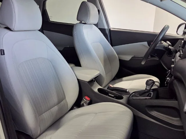 Used 2021 Silver Hyundai SEL Plus image 15