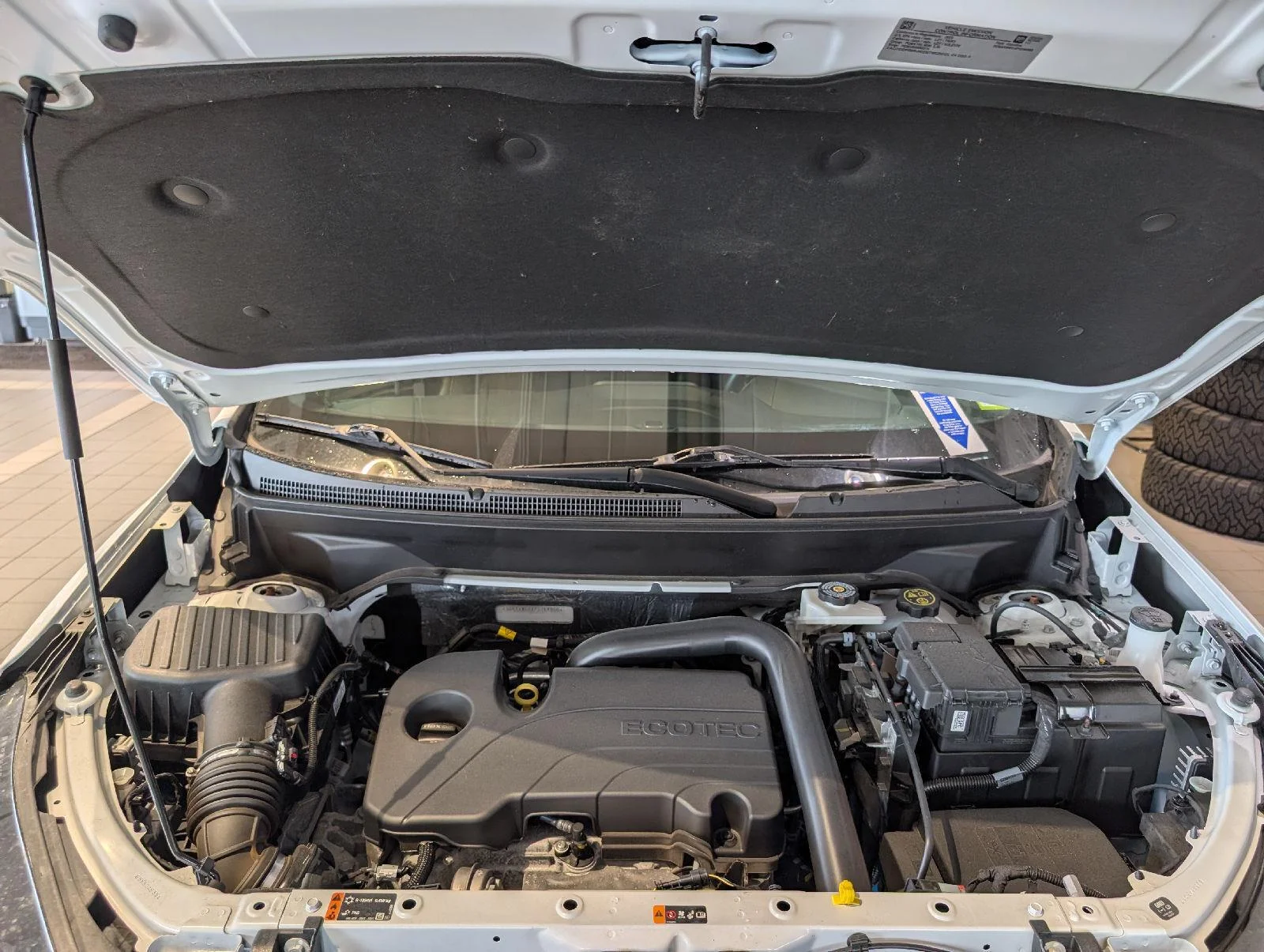 Used 2023 Summit White Chevrolet RS image 11