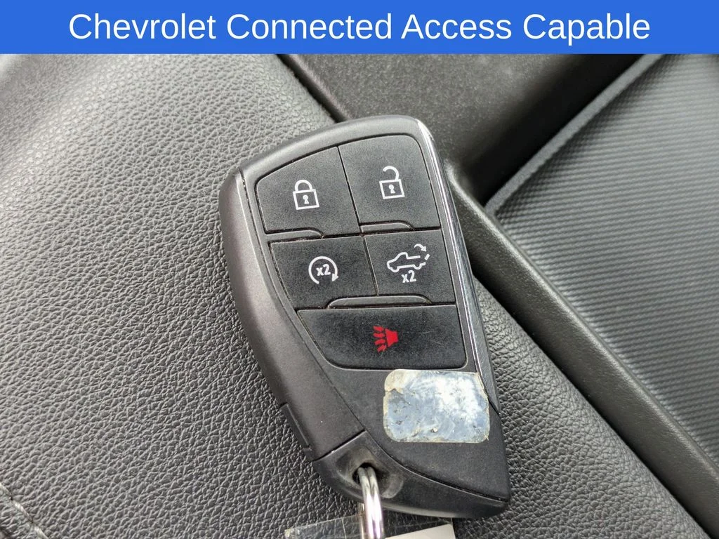 Used 2024 White Chevrolet LT image 31