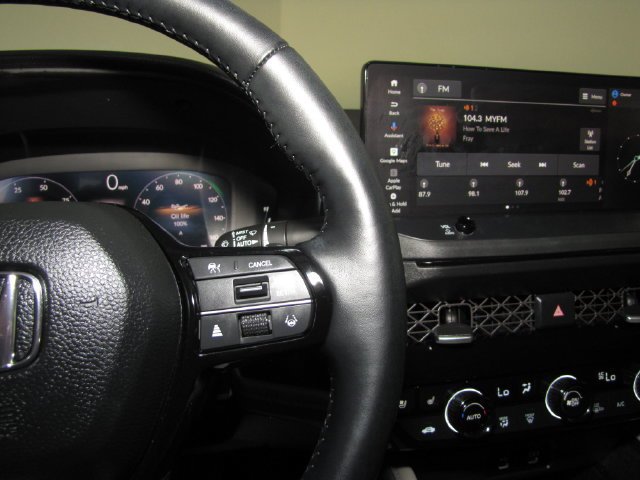 Certified Used 2025 Platinum White Pearl Honda Touring image 37