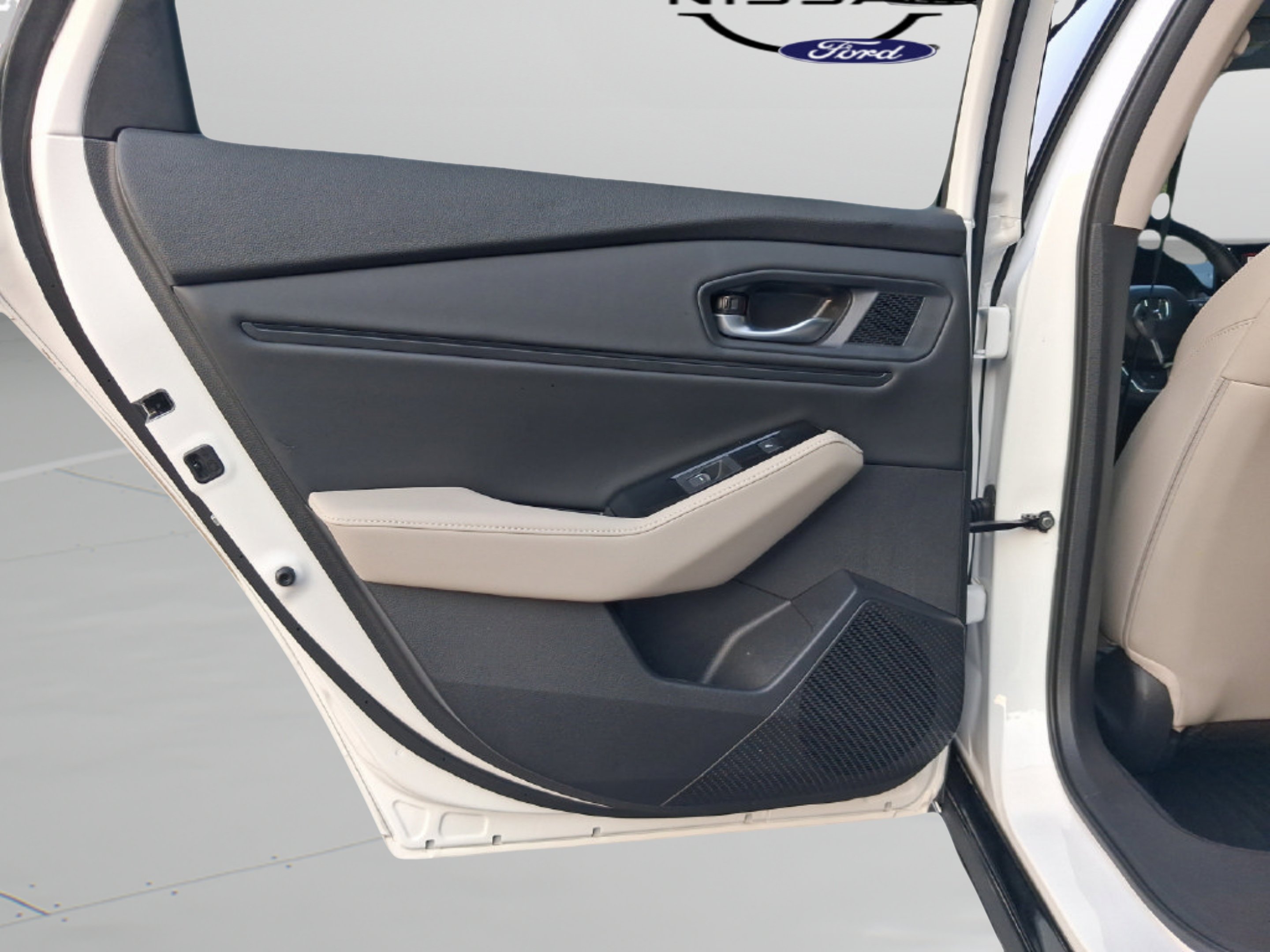 Used 2026 White Honda Touring image 24
