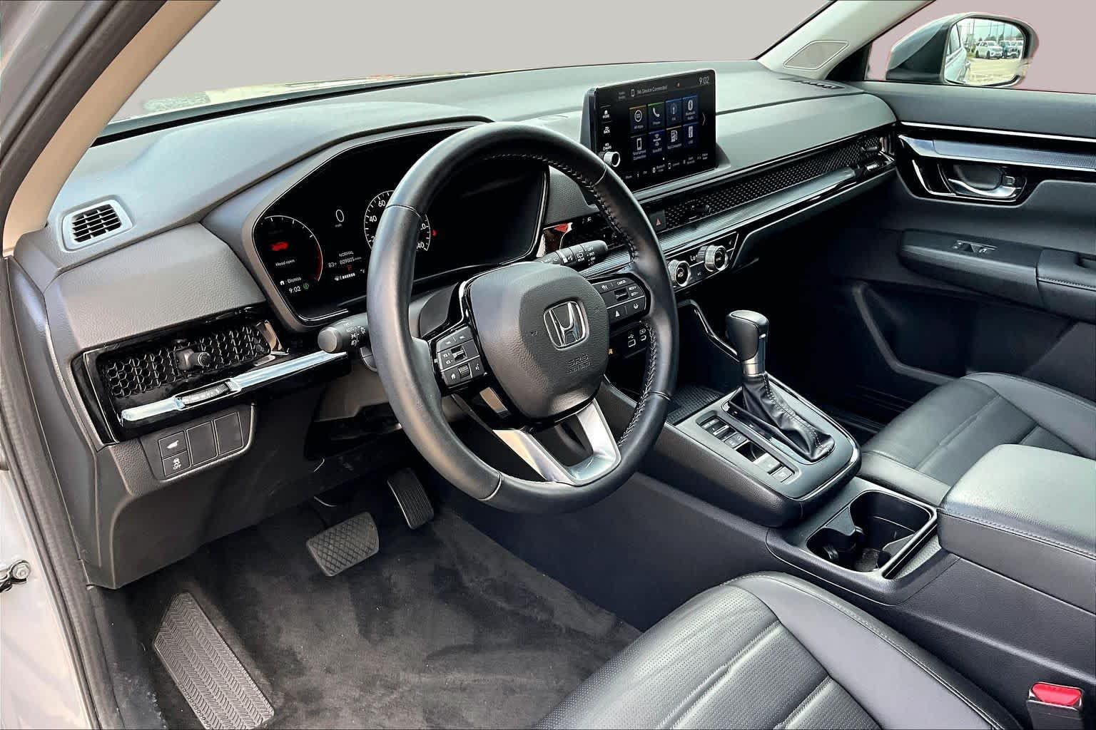 Used 2025 Urban Gray Pearl Honda EX-L image 18