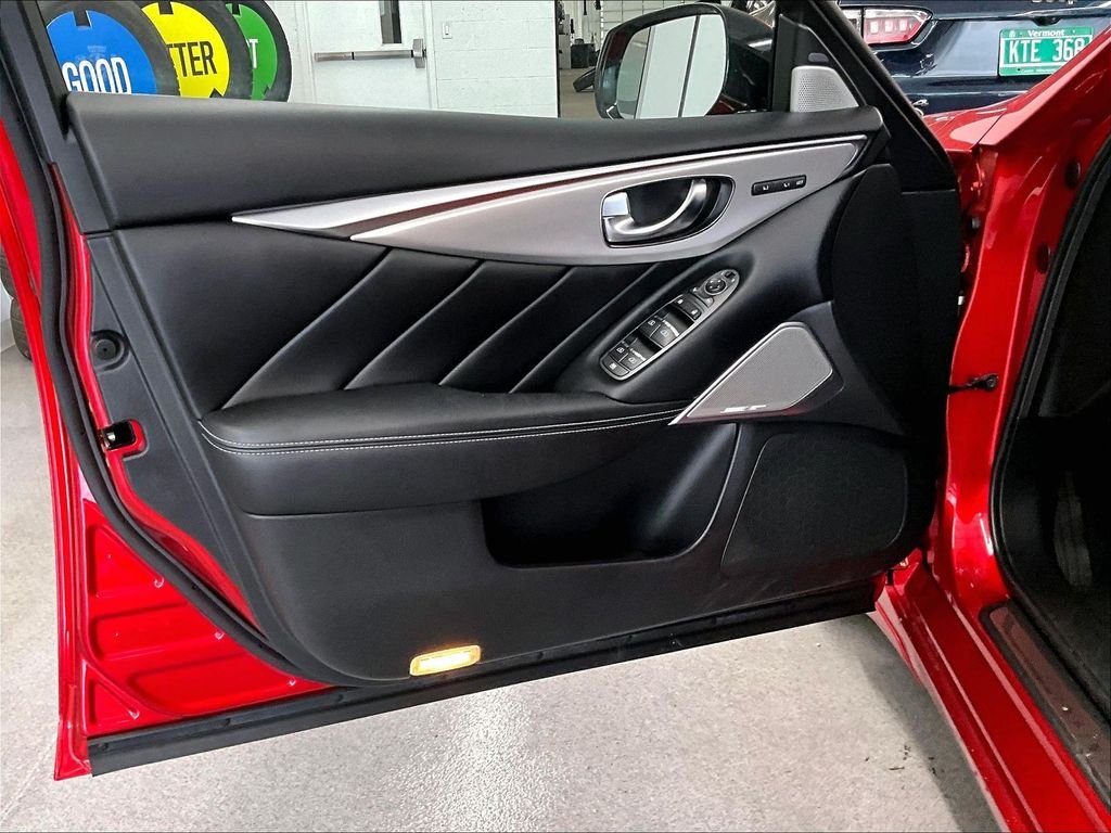 Used 2023 Dynamic Sunstone Red INFINITI LUXE image 9
