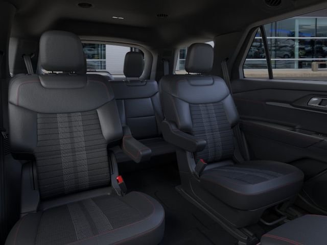 New 2026 Space White Metallic Ford ST-Line image 11