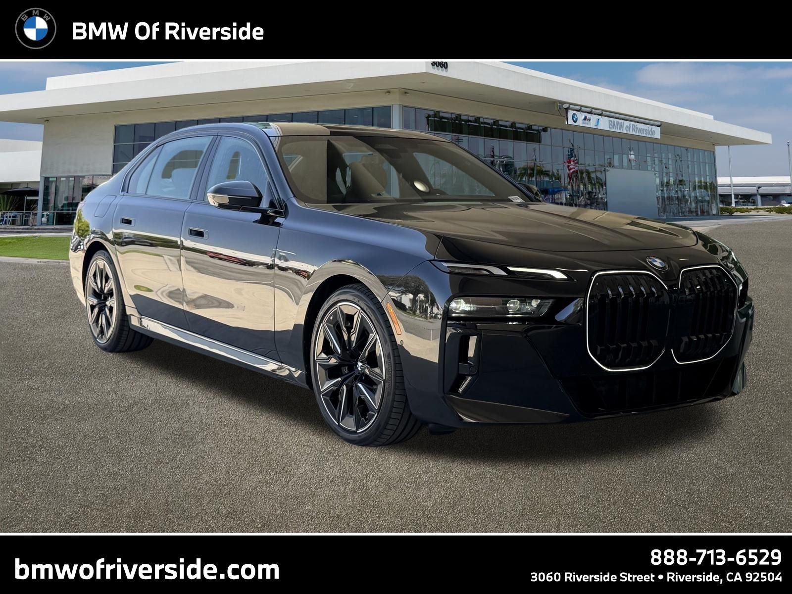 Used 2025 Black BMW 740i xDrive image 1
