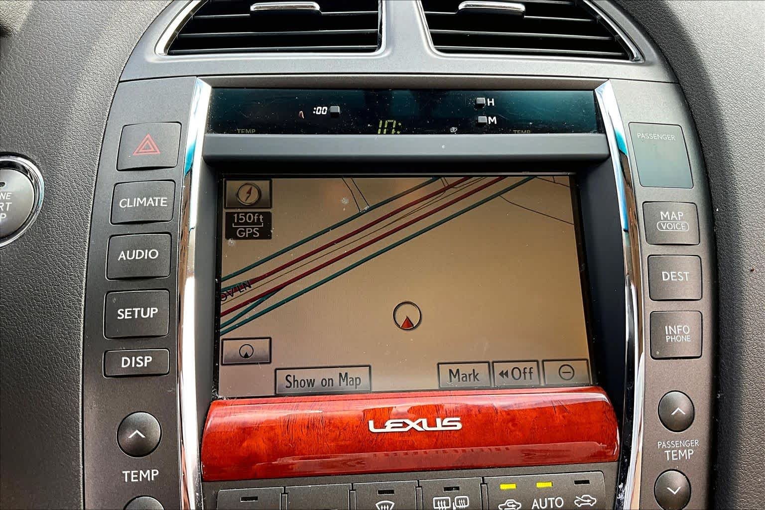 Used 2011 Starfire Pearl Lexus  image 30