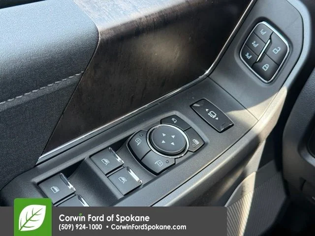 New 2026 Glacier Gray Metallic Tri-Coat Ford Lariat image 19