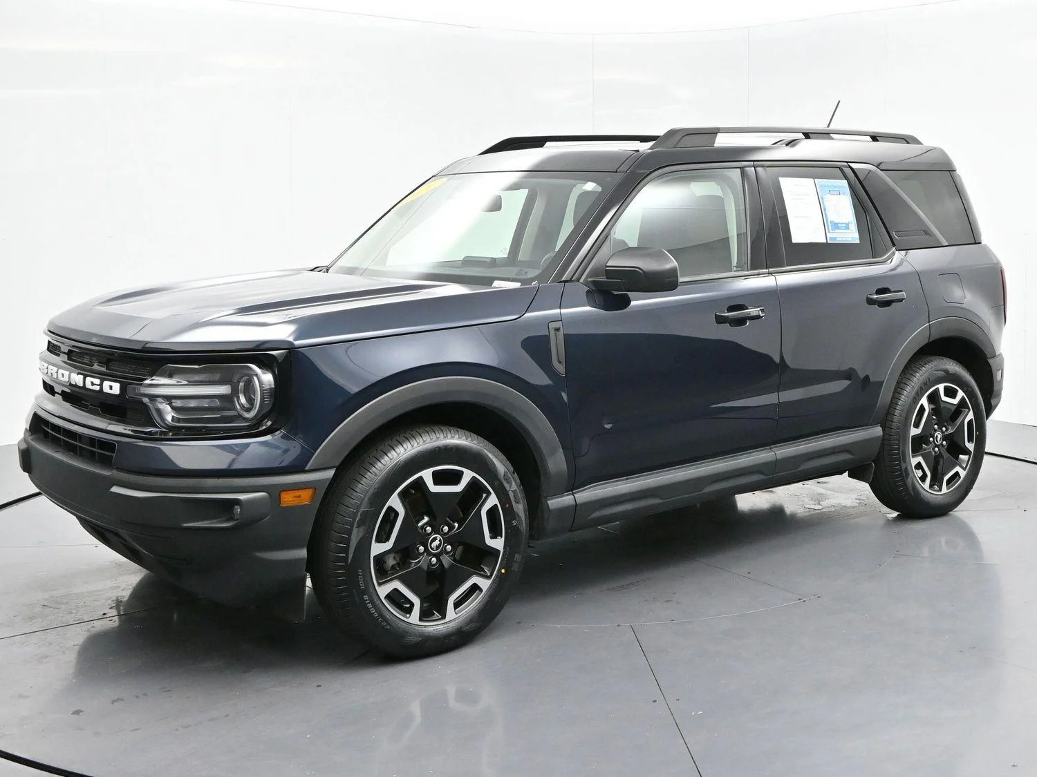 Used 2021 Alto Blue Metallic Tinted Clearcoat Ford Outer Banks image 3