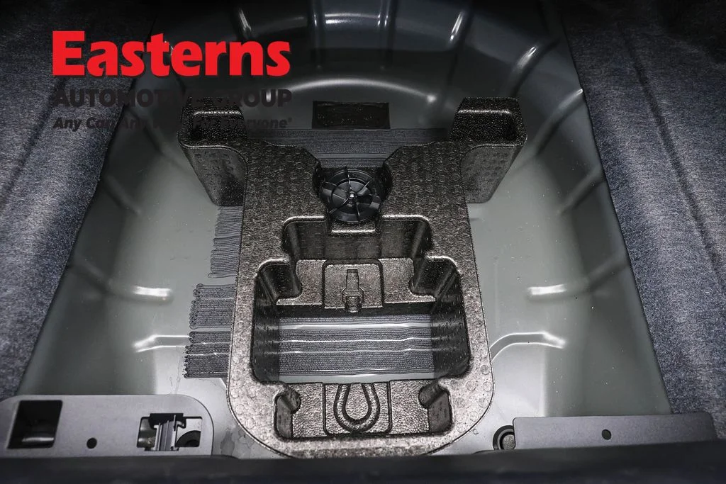 Used 2025 Gray Ford EcoBoost image 21