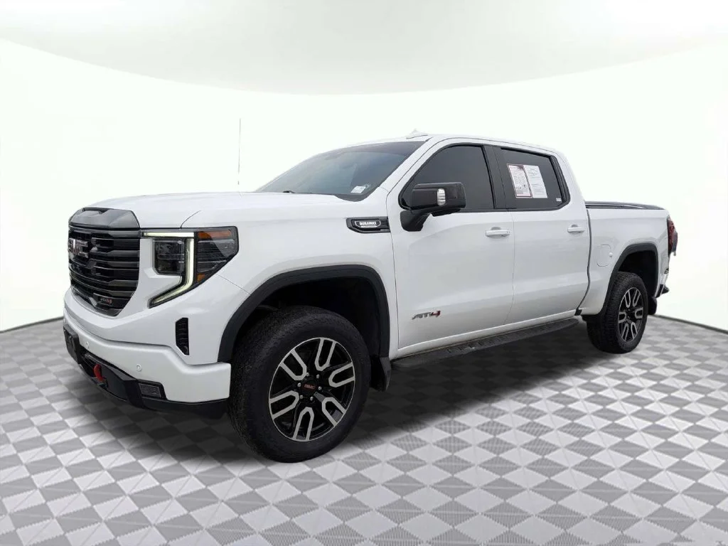 Certified Used 2024 Summit White GMC AT4 image 7