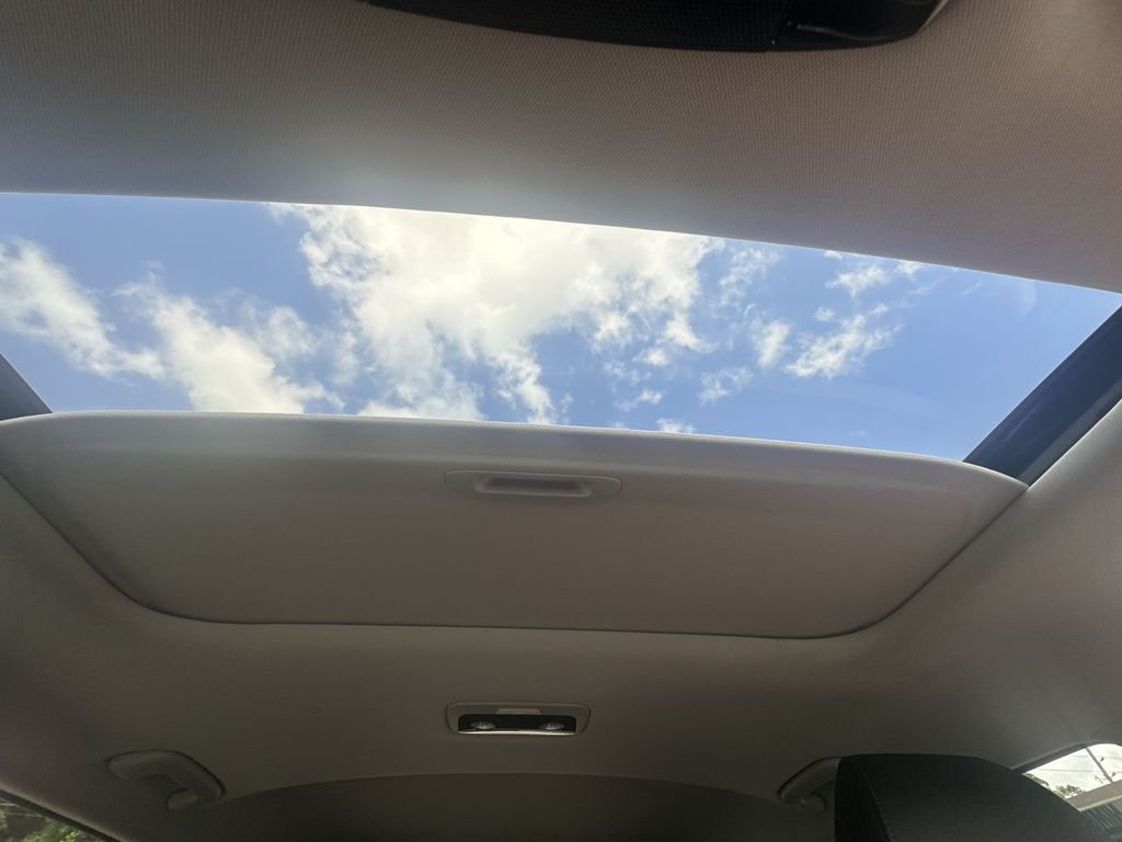 Used 2023  Kia EX image 19