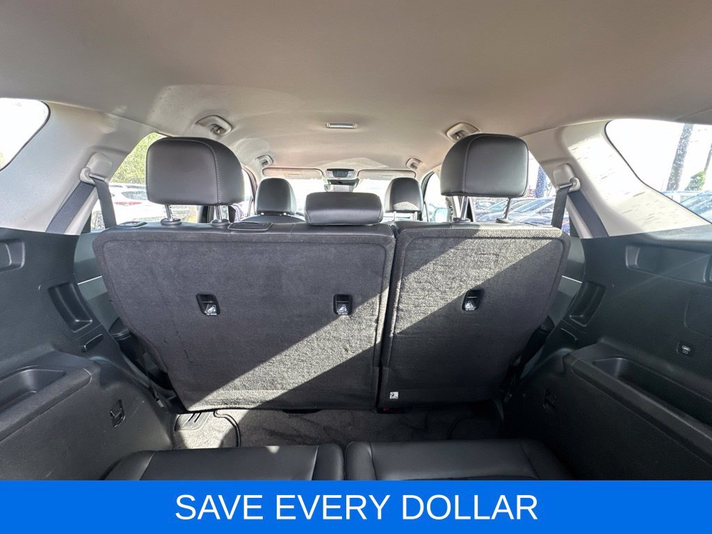 Used 2025 Black Kia S image 7