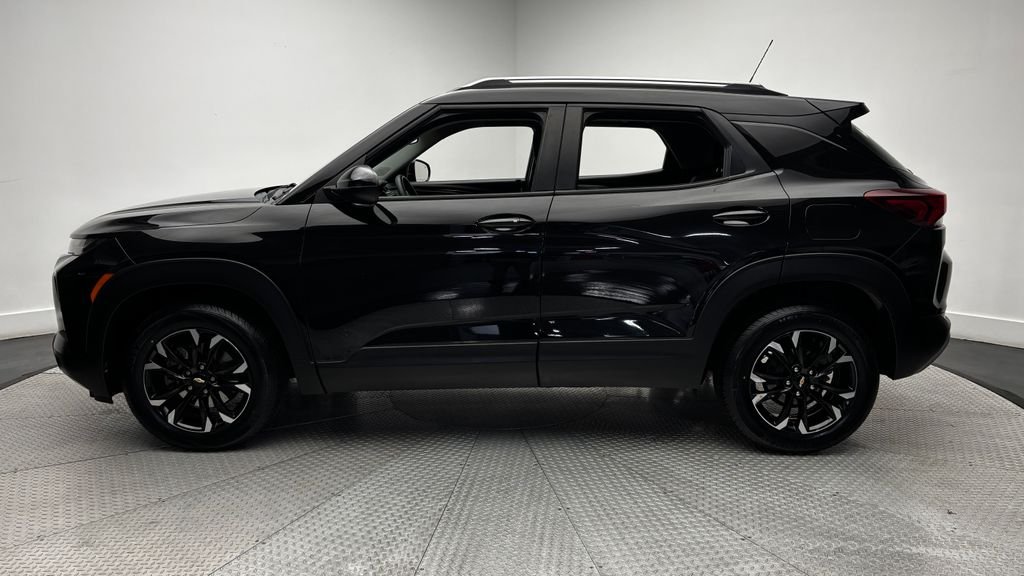 Used 2023 Black Chevrolet LT image 2