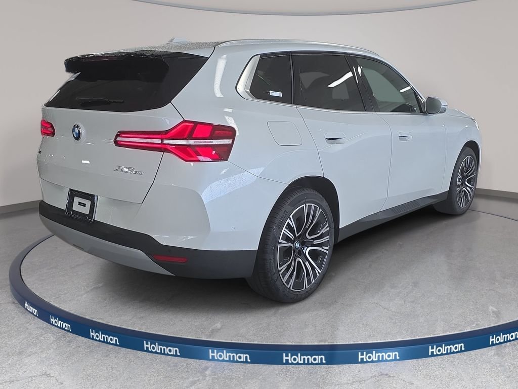 New 2026 Mineral White Metallic BMW 30 xDrive image 4