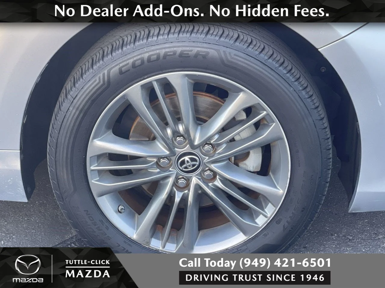 Used 2017 CELESTIAL SILVER Toyota SE image 10
