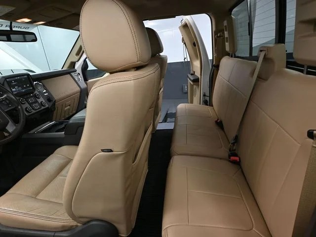 Used 2015 White Ford Lariat image 37